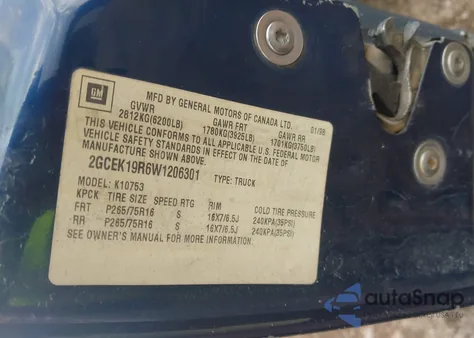 1998 Chevrolet K1500 Fleetside z USA, uszkodzony, nr VIN 2GCEK19R6W1206301